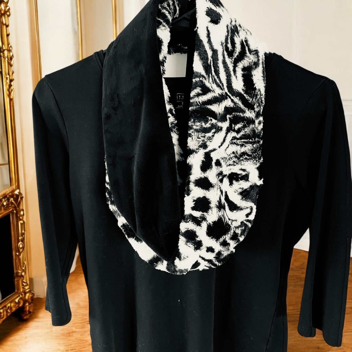 Handmade Luxe Minky Infinity Scarf-Black & White